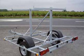 Remorque porte barrières