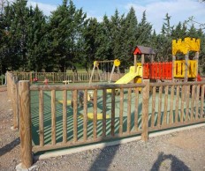 Clôture à barreaudage