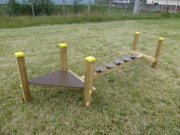 Pas japonais suspendus